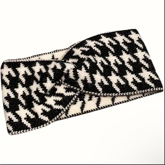 NWOT 🖤🤍ASOS Houndstooth Pattern Reversible Head Wrap in Black/White  🖤🤍 - Picture 4 of 5
